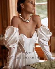 White Bridesmaid Dresses: Wedding Dresses Detachable Long Sleeves Mini Lining