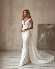 White Bridesmaid Dresses: Wedding Dresses Mermaid For Formal Party Deep V-Neck