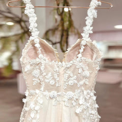 White Bridesmaid Dresses: Wedding Dresses For Bride Sleeveless Court Train Appliques