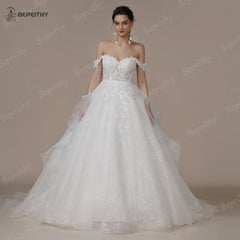 White Bridesmaid Dresses: Wedding Dresses For Bride Sleeveless Court Train Appliques