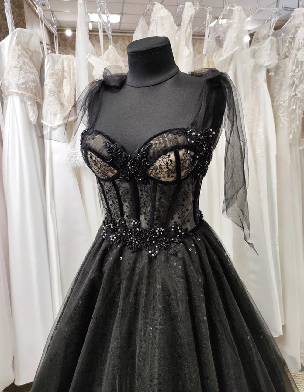 Evening wear Dresses: Ball Gown Prom Dresses Glitter Sweetheart Party