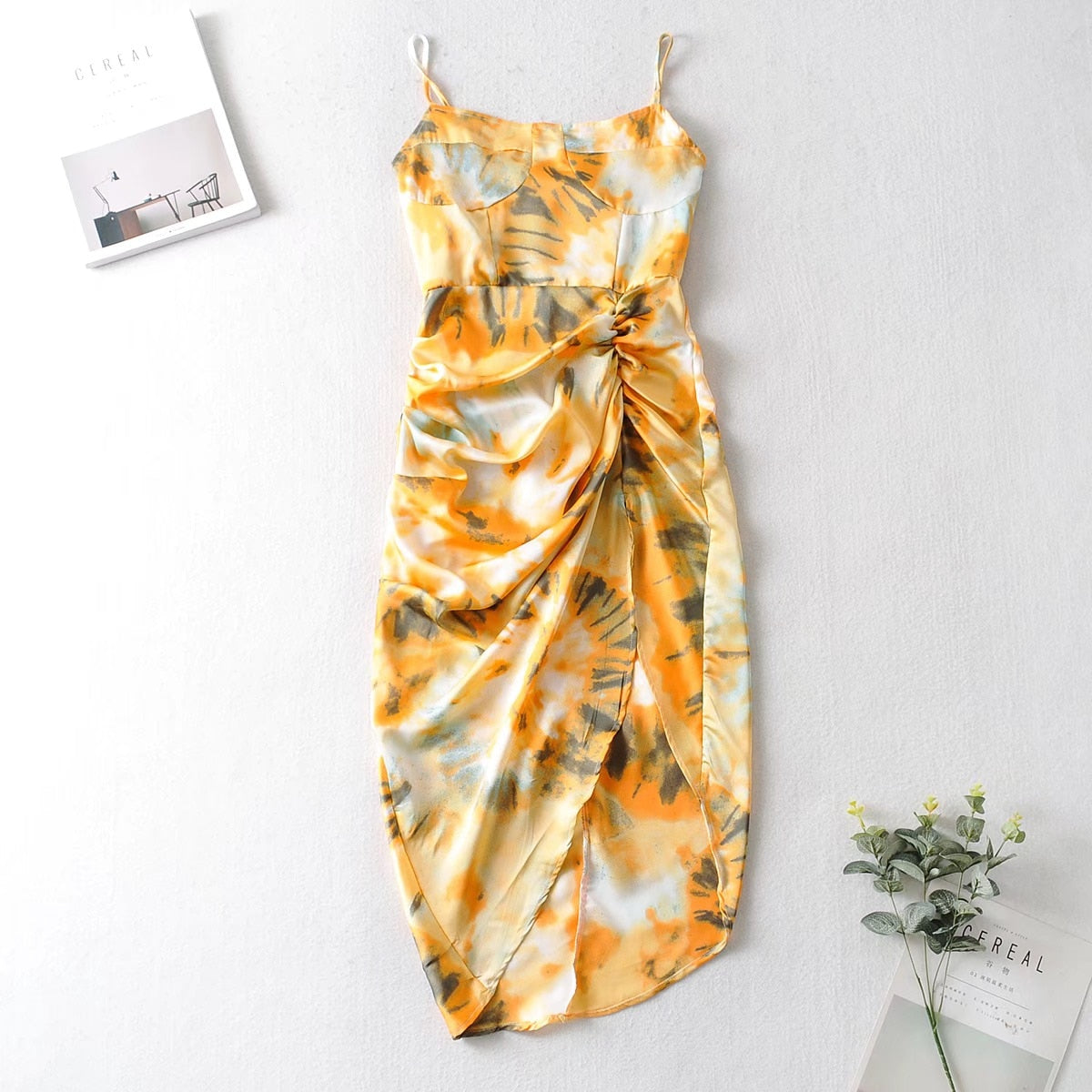 Women Vintage Yellow Tie dye Flower print Spaghetti Strap Dress