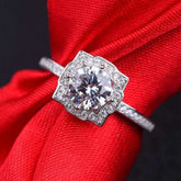 Silver Moissanite Class D 1 Carat Japanese and Korean Retro White