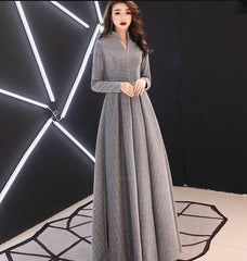 Evening wear Dresses: Women Long Sleeve Evening Gowns Celebrity Dress
