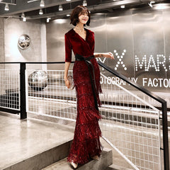 Evening wear Dresses: Velvet Evening Dresses Long Mermaid V-Neck Formal Dress