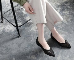 Fashionable women flat shoes