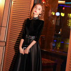 Evening wear Dresses: Black Evening Dress Long A-line Party Dress Crystal Half