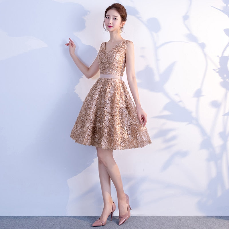 Homecoming Dresses: Short Prom Dresses V Neck Lace petals Formal
