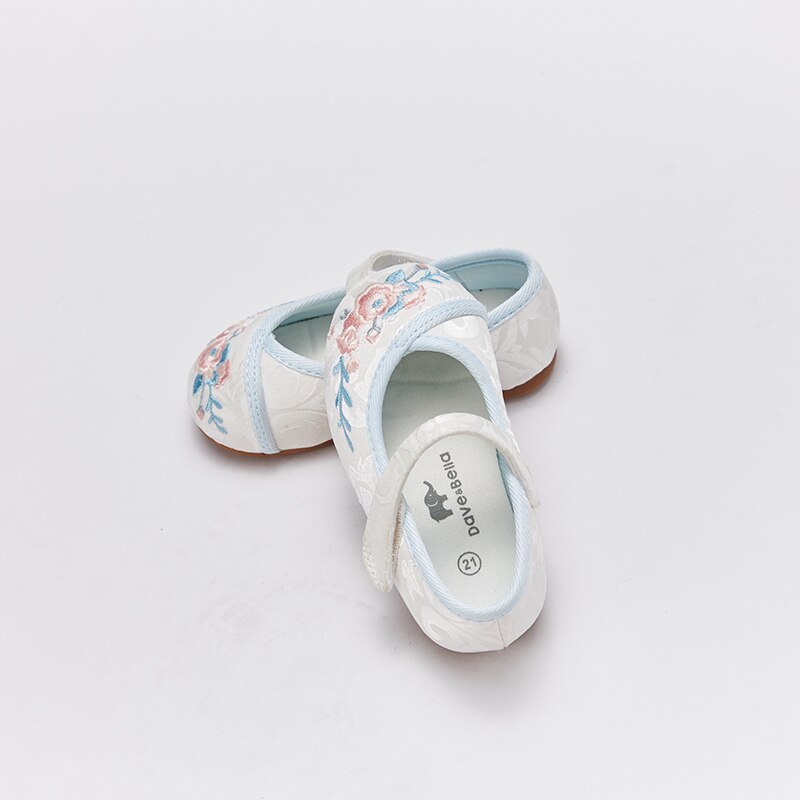 Dave Bella spring fashion baby girls floral embroidery shoes Chinese
