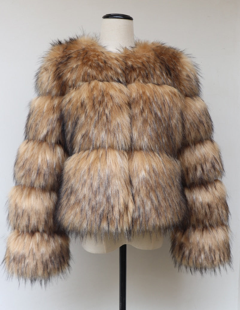 Winter Women Fashion Faux Raccoon Fur Coat Luxury Short Fluffy