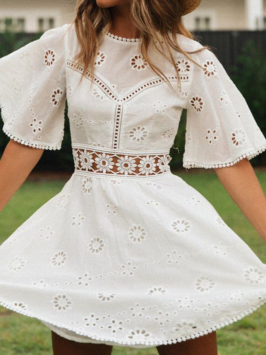 White Summer Dress Hollow Out Casual Fashion Backless Mini Dresses