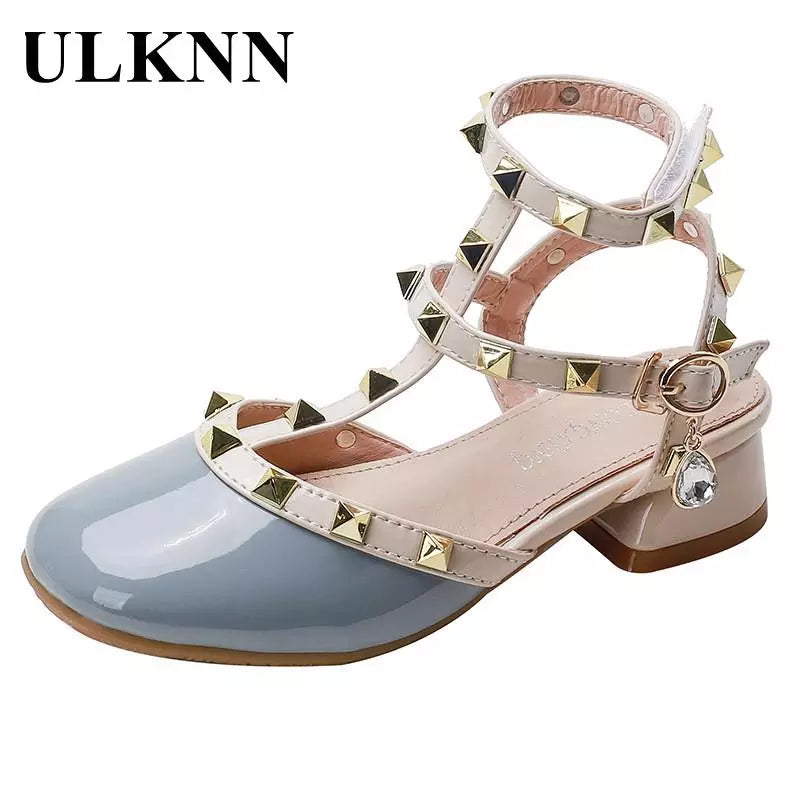 Gril's Sandalsnew Kid's Cool Babay Shoes Children's Shoes Infant Buckle Rivet Campus Show Sandals Kid's Sandals For Baby Sandals