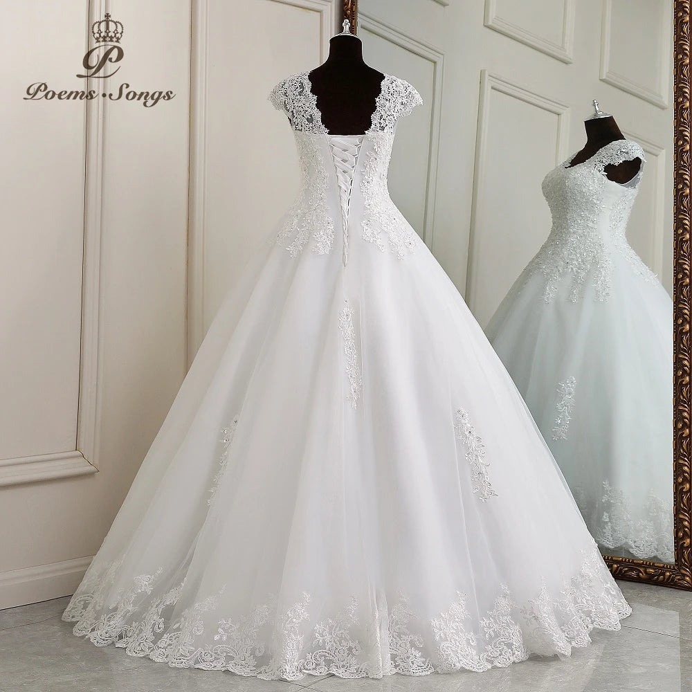 White Bridesmaid Dresses: Elegant appliques V neck sleeveless  floor length