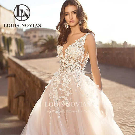 White Bridesmaid Dresses: Wedding Dress V-Neck Backless Beaded Flowers Sparkling