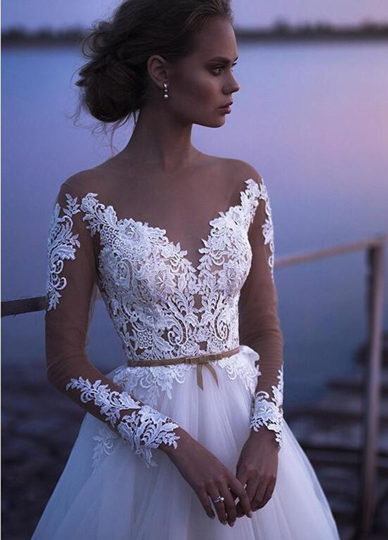 White Bridesmaid Dresses: Boho Wedding Dress Modern Lace Appliques Long Sleeves