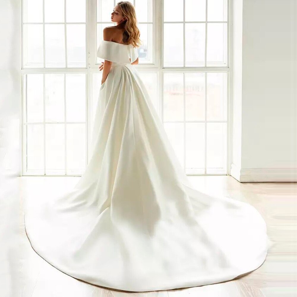 White Bridesmaid Dresses: Wedding Dress 2 In 1 Detachable Train Sweetheart