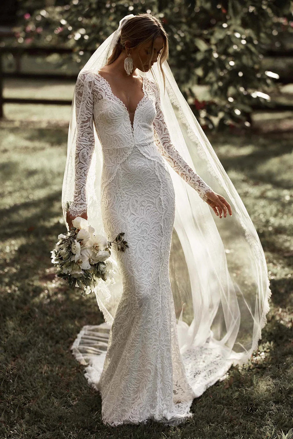 White Bridesmaid Dresses: Mermaid Wedding Dress Flexible Boho Bridal Gowns