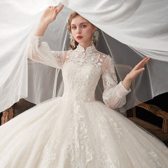 Sleeve Pearls Flowers Appliques Lace Princess Ball Gown Wedding Dresses