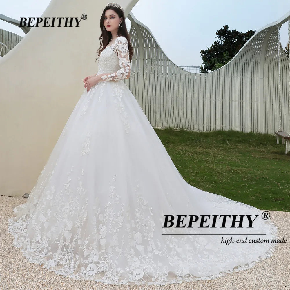 White Bridesmaid Dresses: Wedding Gowns For Women Long Sleeves Bride Princess