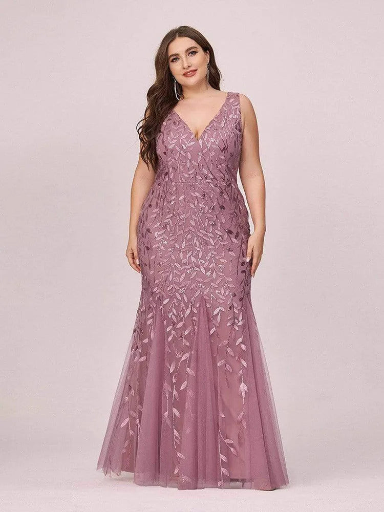 Homecoming Dresses: Plus Size Sleeveless Cocktail Dress V Neck Prom Gowns