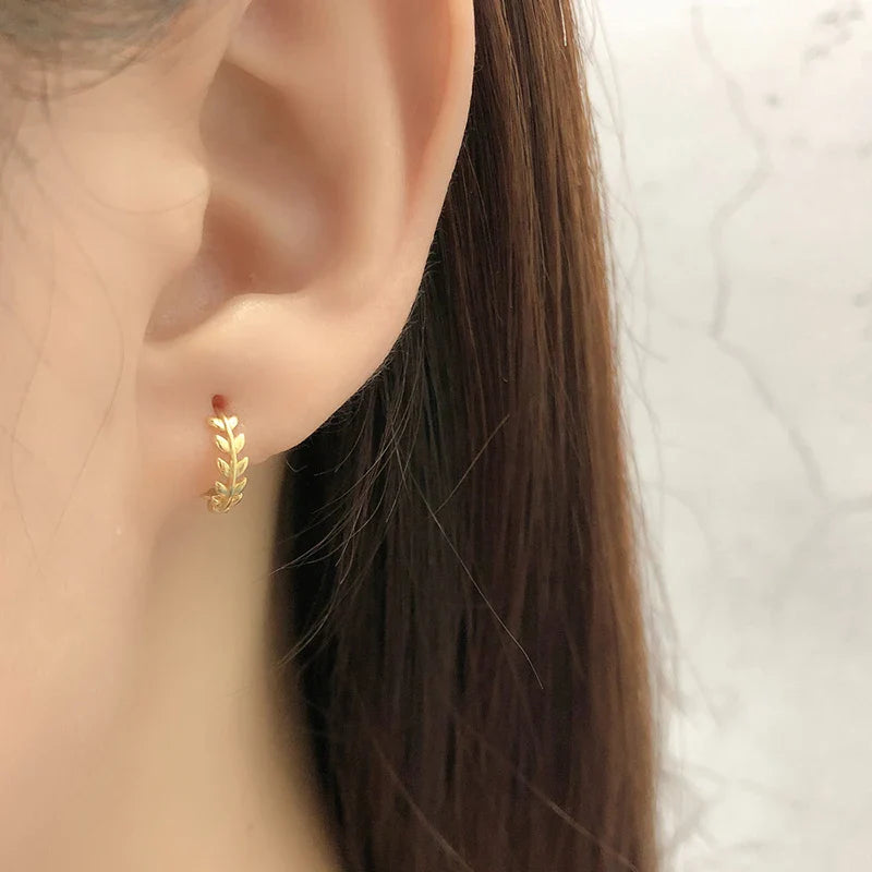 WANTME 925 Sterling Silver Minimalist 18k Gold Plated Leaf Stud Earrings for Women Charm Teen Party Jewelry Ear Buckle Female