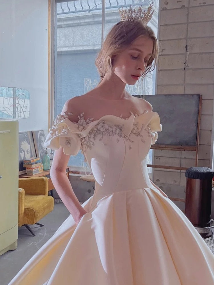 White Bridesmaid Dresses: Off The Shoulder Flower Satin Wedding Dress
