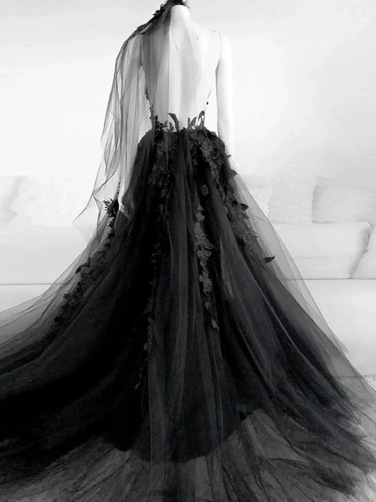 White Bridesmaid Dresses:Black Wedding Dress Lace High Neck Mermaid Gowns