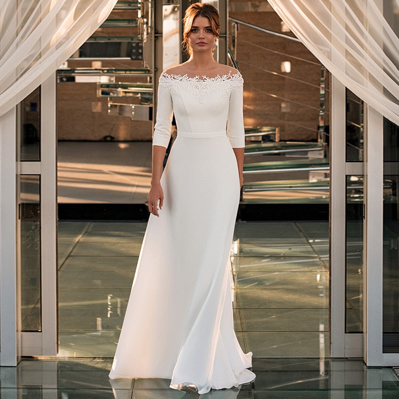White Bridesmaid Dresses: O-Neck Wedding Dress A-Line Lace Appliques Satin Civil