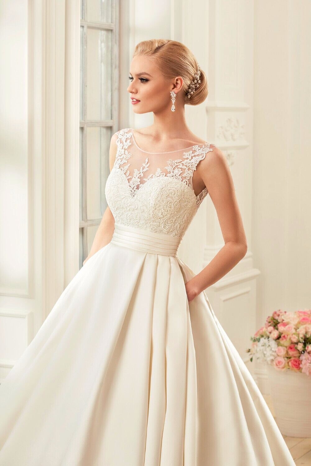 White Bridesmaid Dresses: Backless Satin Wedding Dresses Chapel Train Bridal Gowns