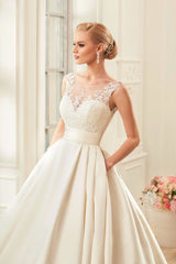 Backless Satin Wedding Dresses Chapel Train Bridal Gowns Ivory