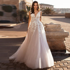 V-neck Sleeveless Wedding Dress Applique Tulle A-line Bridal Wedding Gowns