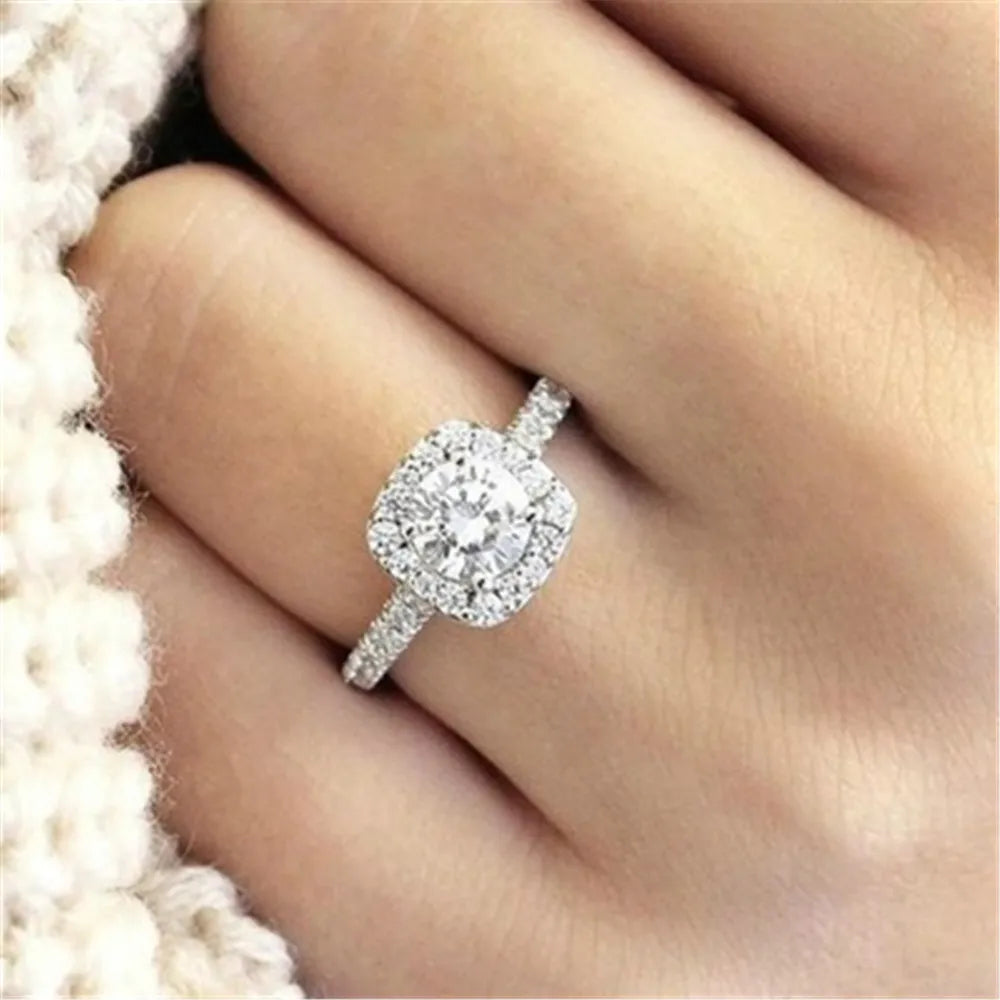 Engagement Rings Exquisite White Drill Fashion Rings Women Wedding Trendy