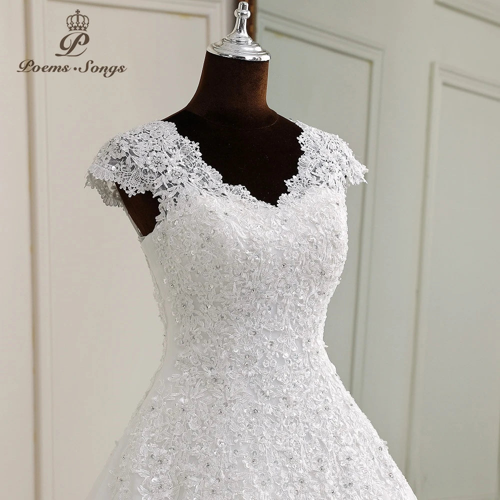 White Bridesmaid Dresses: Elegant appliques V neck sleeveless  floor length