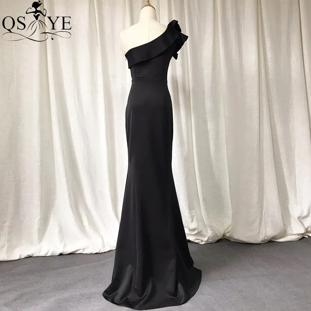 Evening wear Dresses: One Shoulder Mermaid Formal Gown Ruffles Dress