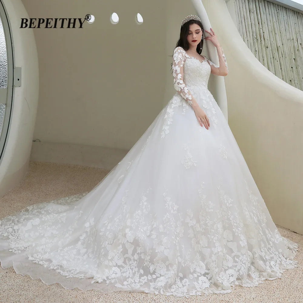 White Bridesmaid Dresses: Wedding Gowns For Women Long Sleeves Bride Princess