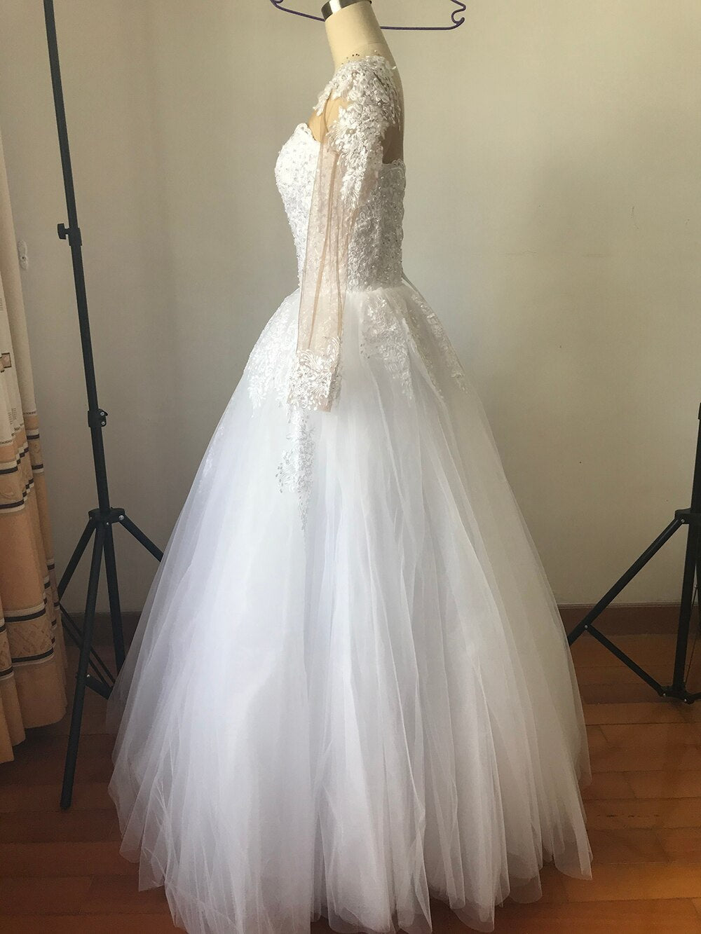 White Bridesmaid Dresses: Long Sleeve Vestido De Noiva Lace Gowns Wedding Dresses
