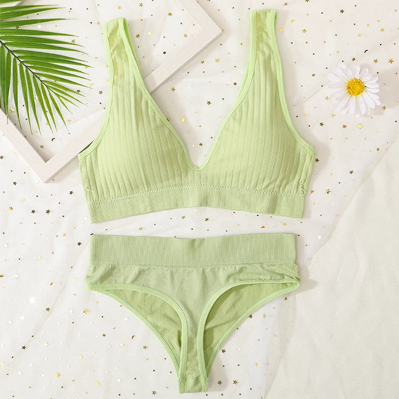 Seamless Underwear Set Women Sport Lingerie Set Wireless Deep V Bra