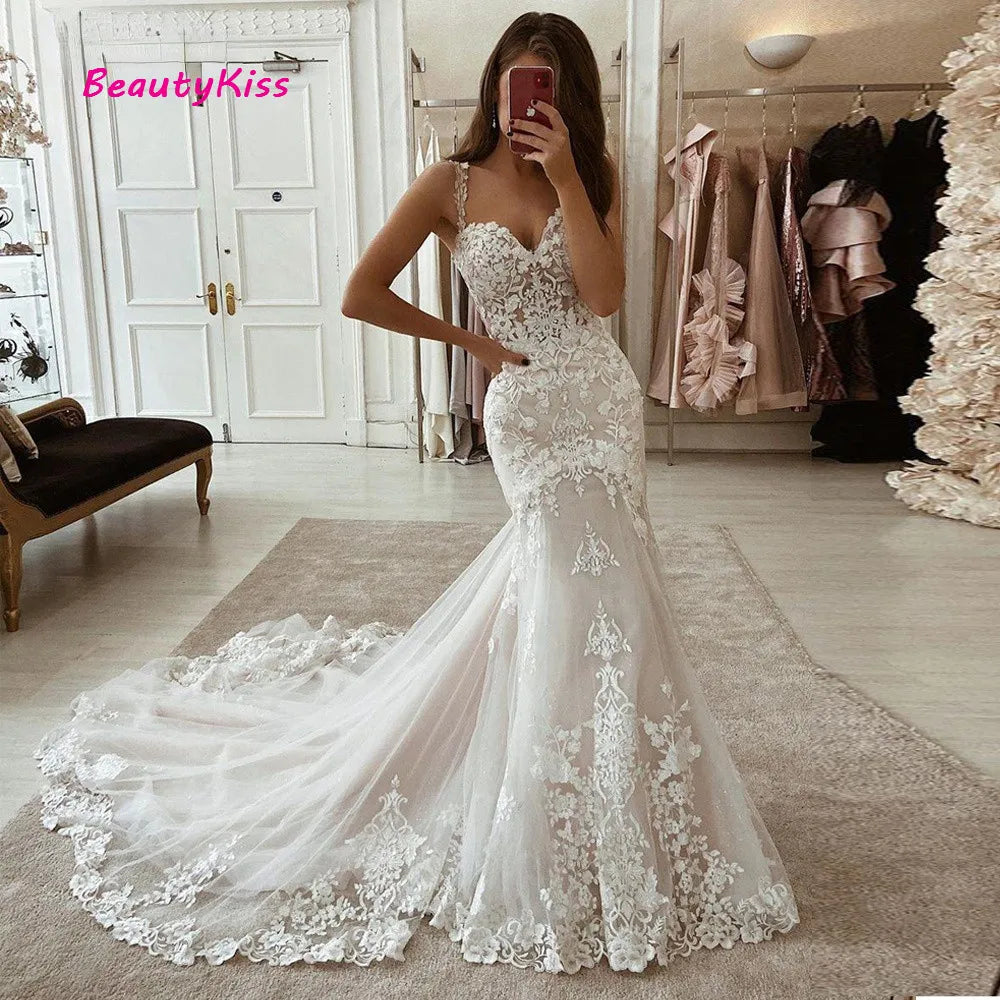 White Bridesmaid Dresses: Ivory Mermaid Wedding Dresses Lace Appliques Tulle