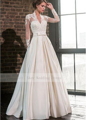 Elegant Sweetheart Satin Wedding Dress with Jacket Long Sleeve Floor Length