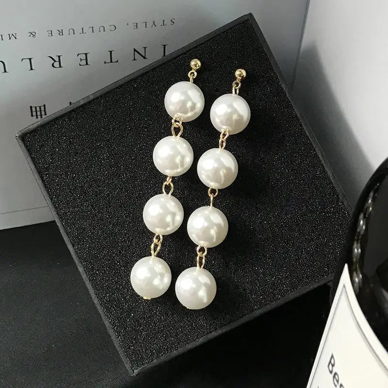 Best Selling Wild Fashion Simple Pearl Bean  Earrings Style Women Girls Earrings Jewelry Wholesale Crystal Earrings Brincos