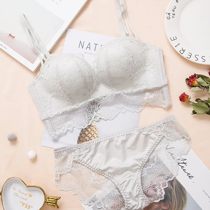 Comfortable Gathering Underwear Suit push up bra Ring-free lace edge