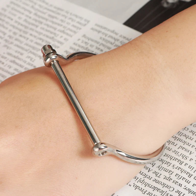 Fashion Punk Love Bangle Bracelet Woman Men Horseshoe Bracelets Stainless Steel Wedding Party Charming Cuff Wristband Jewelry