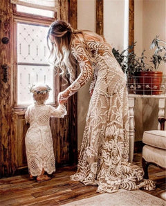 Long Sleeve V Neck Open Back Sweep Train Lace Wedding Dress Bride Gown