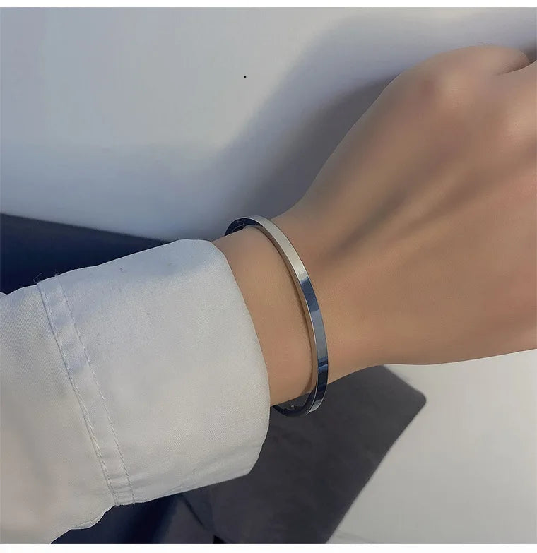 Personalized Bracelet for Women Female Width 5mm Custom Engraved Name Bracelets Bangle Stainless Steel Jewelry Armbanden Pulsera