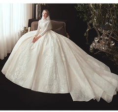 Elegant Dubai Wedding Dresses Crystal Flowers Ball Gown Wedding Gowns New Long Sleeve Muslim Lace Appliques Bride Dress