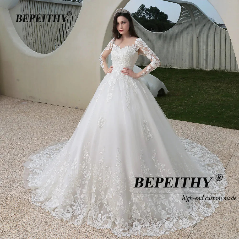 White Bridesmaid Dresses: Wedding Gowns For Women Long Sleeves Bride Princess