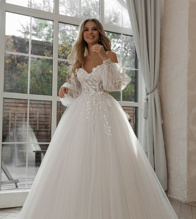 White Bridesmaid Dresses: Wedding Dresses Puff Sleeve Appliques Lace 3D Flowers