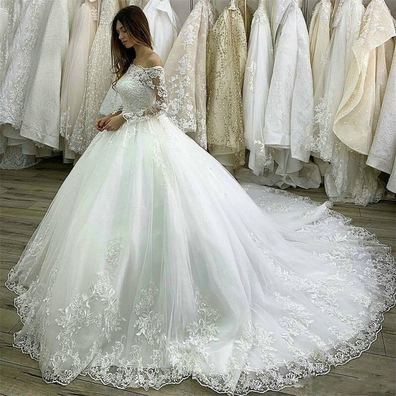 White Bridesmaid Dresses: Ball Gown White Wedding Dresses Long Sleeve Lace