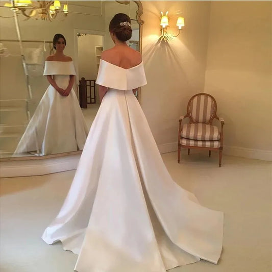 White Bridesmaid Dresses: wedding dress, wedding party suknia ślubna wedding gowns