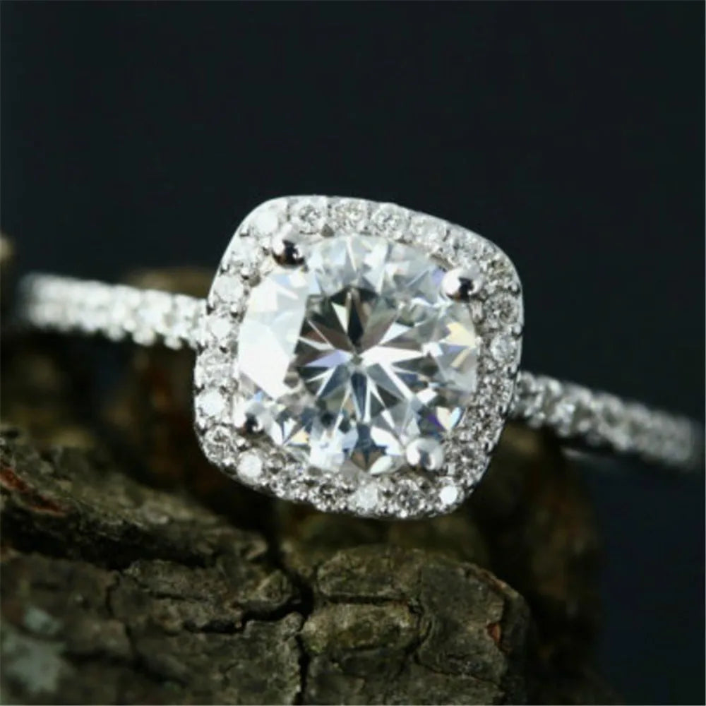 Engagement Rings Exquisite White Drill Fashion Rings Women Wedding Trendy